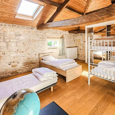 Charmante Maison Avec Piscine Сasa de vacaciones *